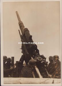 Flak 88mm 'Loading' Press Photograph