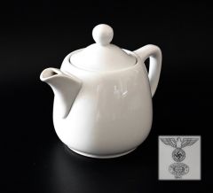 Very Rare Heer Porcelain Teapot (1941)