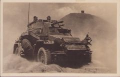 'Panzertruppen im Einsatz' Postcard