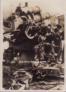 Flak 88mm 'Maintenance' Press Photograph 1944
