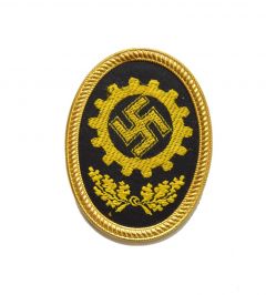 DAF Cap Badge