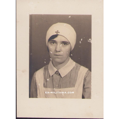 DRK Helferin Portrait