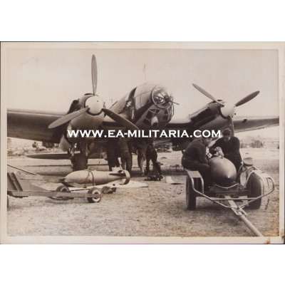 'He111 Verband in Norwegen' Press Photo (KG26)