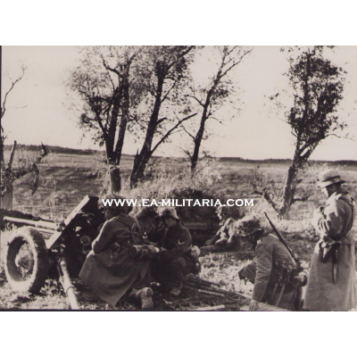 'Deutsche PAK in Feuerstellung' Press Photo