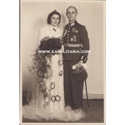 Wehrmacht Decorated Oblt. Wedding Photo