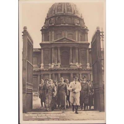 A.Hitler vreläßt den Invaliden-Dom Postcard