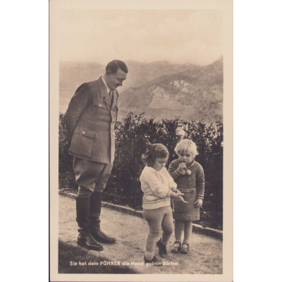 'Sie hat dem Führer die Hand geben dürfen' Postcard