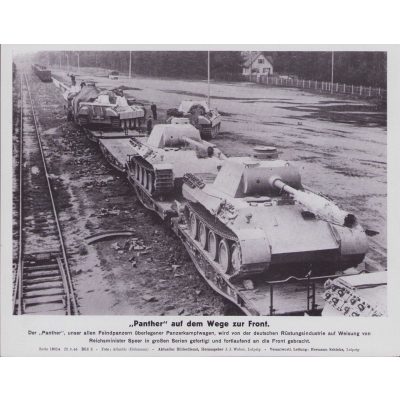 'Panther auf dem Wege zur front' Bilderkasten Press Photo