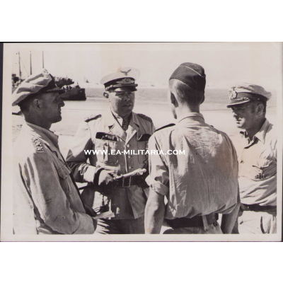 Ritterkreuzträger General Kesselring Press Photo