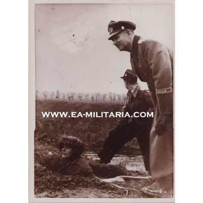 Ritterkreuzträger General Crasemann Press Photo