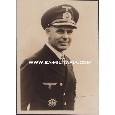 Ritterkreuzträger Kap. z. See Erdmenger Press Photo