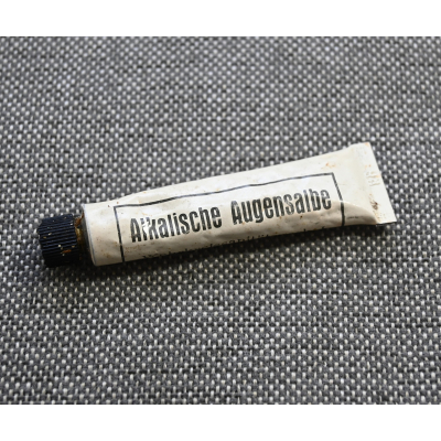 WH Medical 'Augensalbe' Ointment
