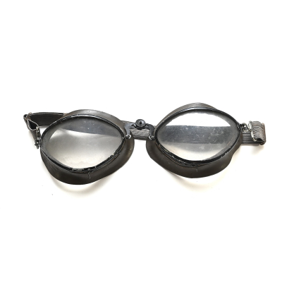 1945 Dated Wehrmacht Kradmelder Brille 