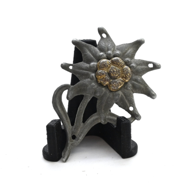 Gebirgsjäger Edelweiss Cap Badge