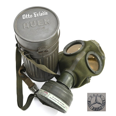 Daimler-Benz Marked Luftschutz Gasmask Set