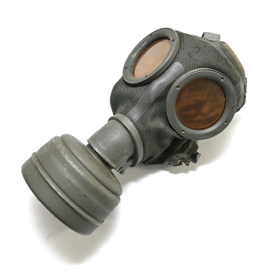 Mint Luftschutz Gasmask 1944
