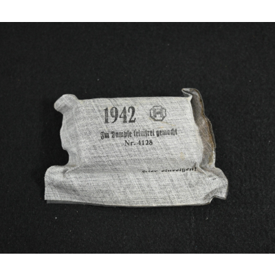 Wehrmacht (small) Bandage Package (1942)