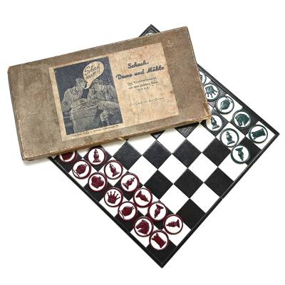 Wehrmacht 'Schach-Dame-Mühle' Fieldgames