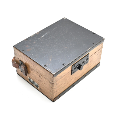 Wehrmacht Feldmesskästchen 18 (1943)