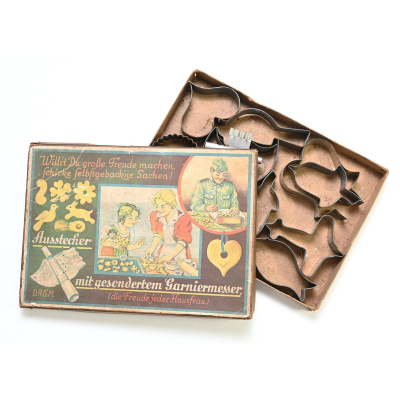 Period Baking Cookie Molds (D.R.G.M.)